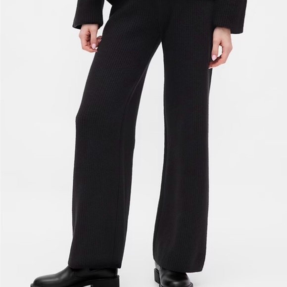 GAP Pants - Gap CashSoft Shaker-Stitch Sweater Pants NWOT